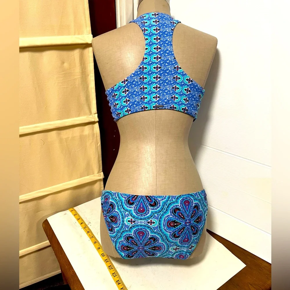 Holllister size large bikini